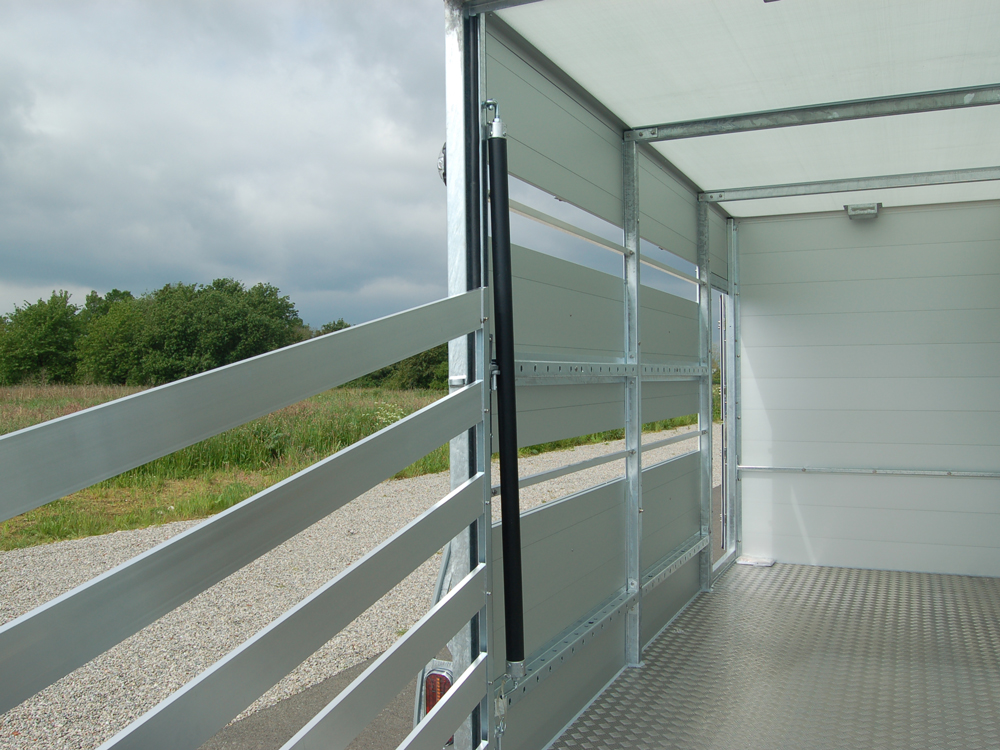 Sirius Viehanhänger V150 / V250 (gerade Front) – Bild 4