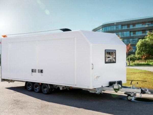 Monte Carlo 600 deluxe Fahrzeugtransporter