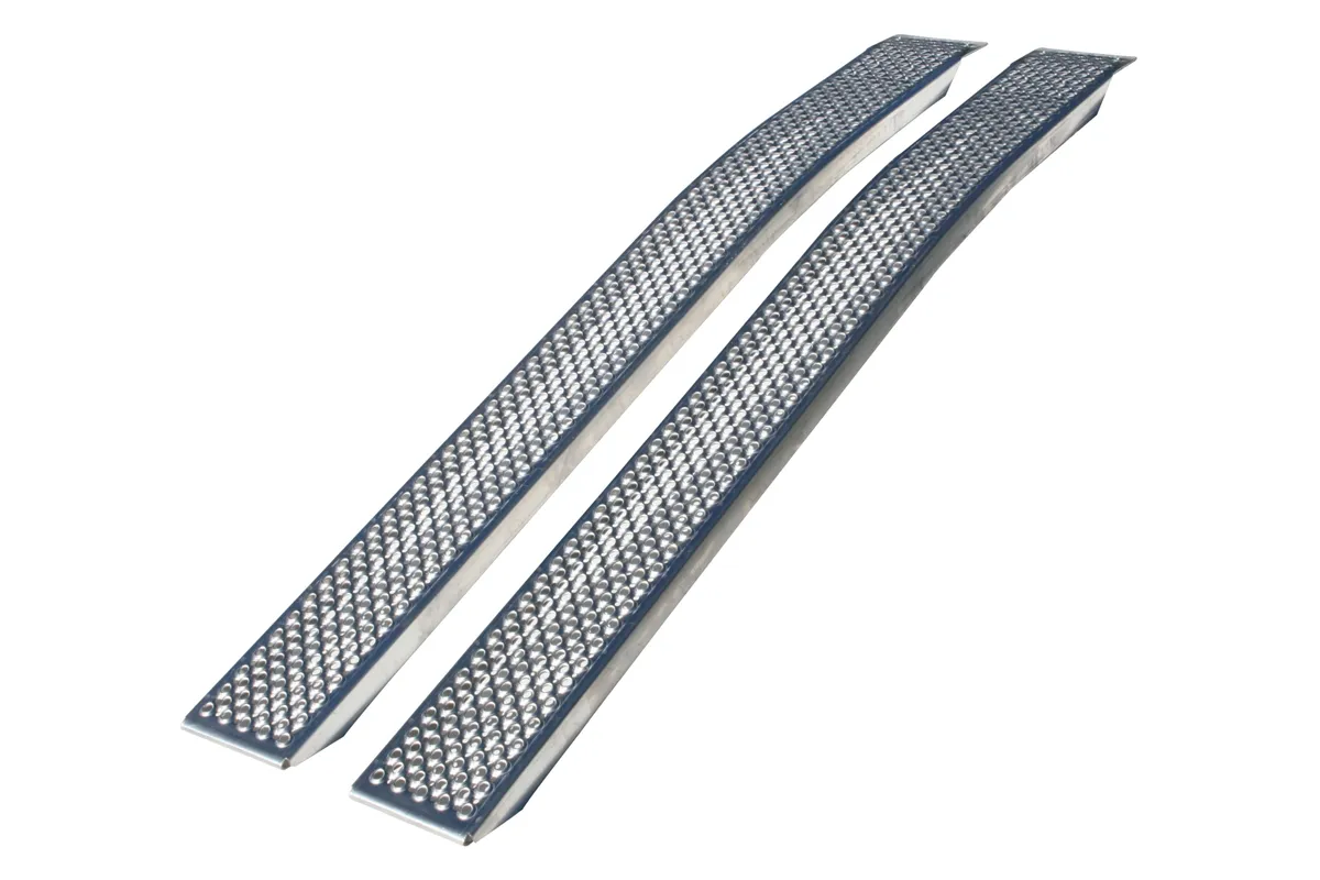 Alu Auffahrrampe 2000 x 200 mm, gebogen, 400 kg